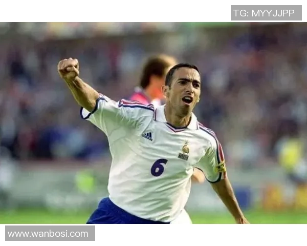 法国足球史上十大巨星盘点传奇球星风采与荣耀瞬间